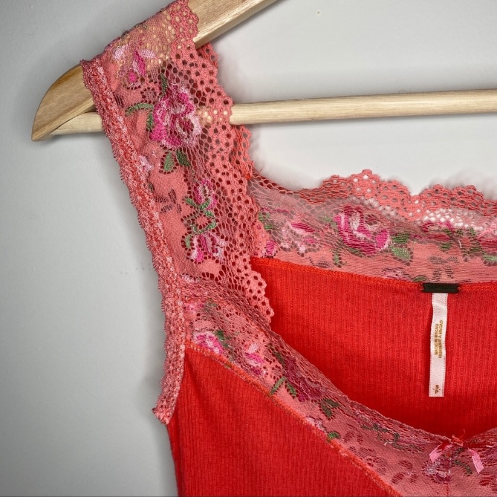 Y2K Free People Coral Ribbed Lace Neckline Tank Top - Picture 6 of 9